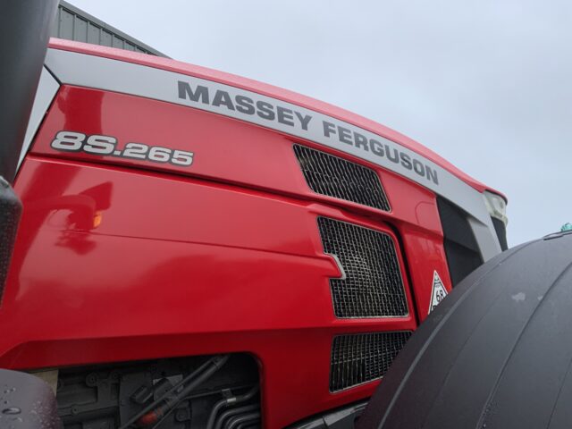 Massey Ferguson 8S.265 Dyna7 Tractor (ST25086)