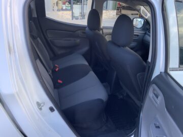 Mitsubishi L200 2.4 DI-D DC 4Life 4WD Euro 5 (s/s) 4dr