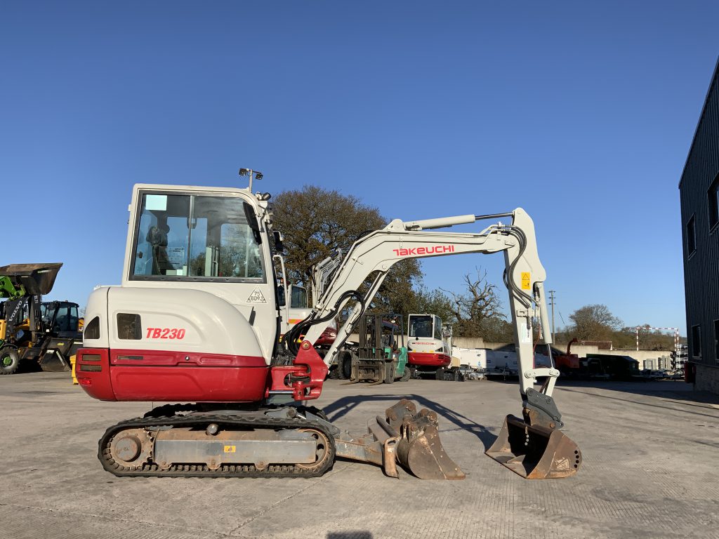 Takeuchi TB230 Digger (ST25110)