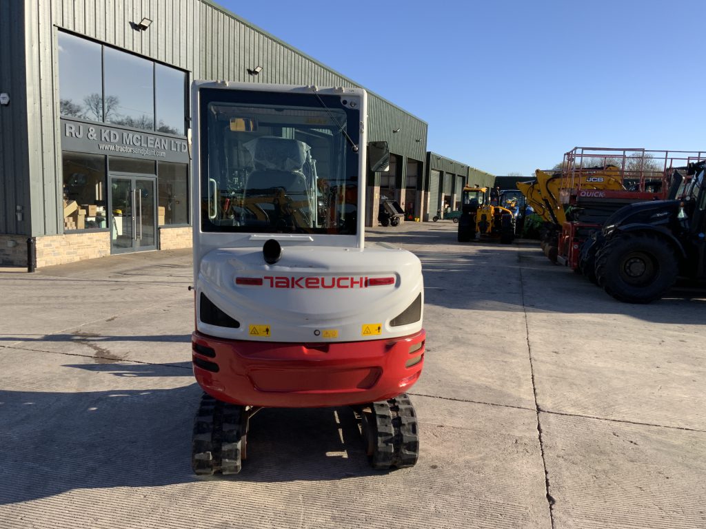 Takeuchi TB230 Digger (ST25110)