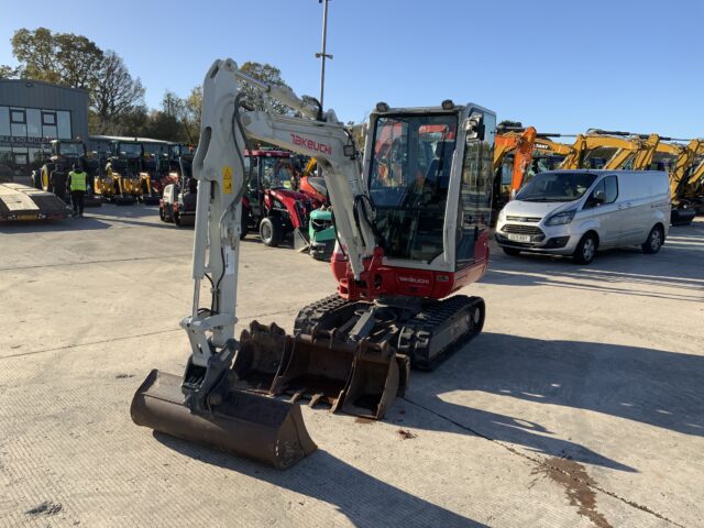 Takeuchi TB230 Digger (ST25110)