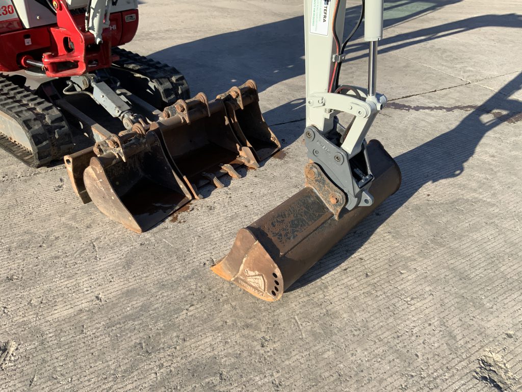 Takeuchi TB230 Digger (ST25110)