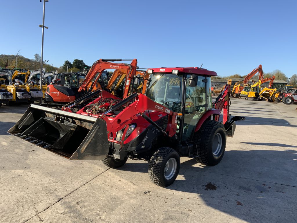 Tym T433 BackHoe & Loader Tractor (ST25115)