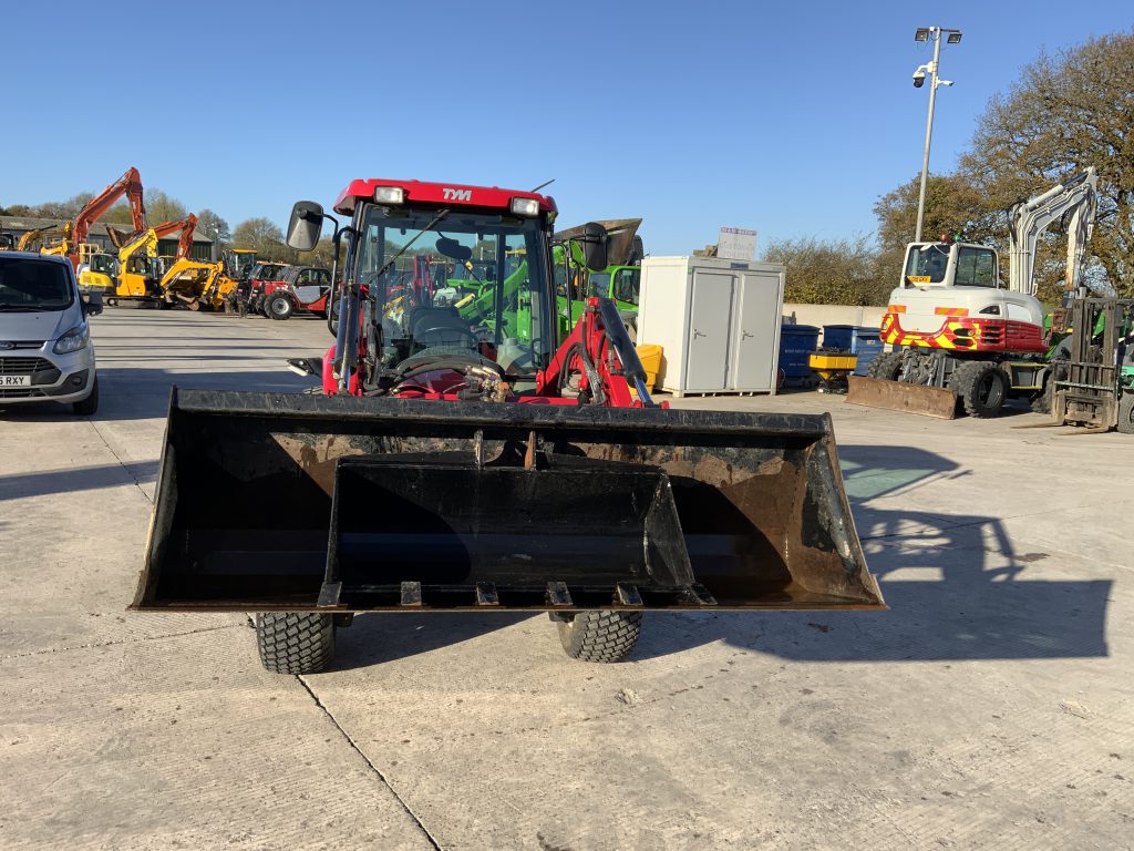 Tym T433 BackHoe & Loader Tractor (ST25115)