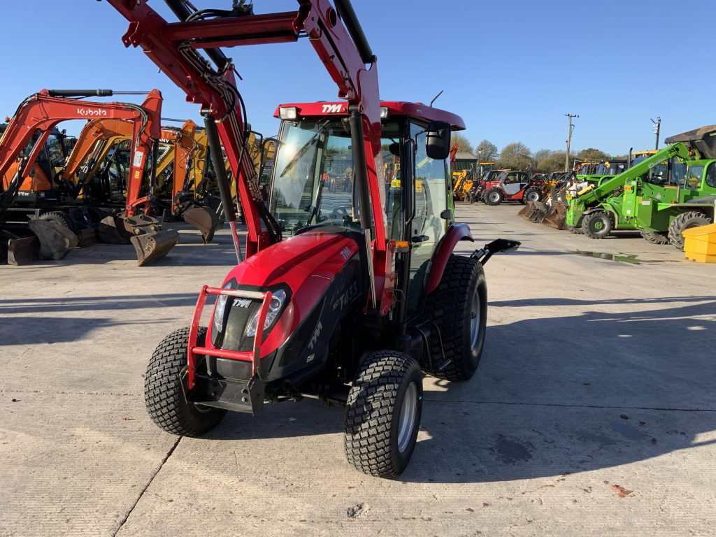 Tym T433 BackHoe & Loader Tractor (ST25115)