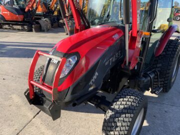 Tym T433 BackHoe & Loader Tractor (ST25115)
