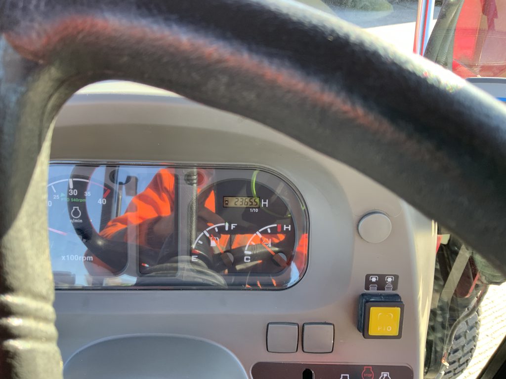 Tym T433 BackHoe & Loader Tractor (ST25115)