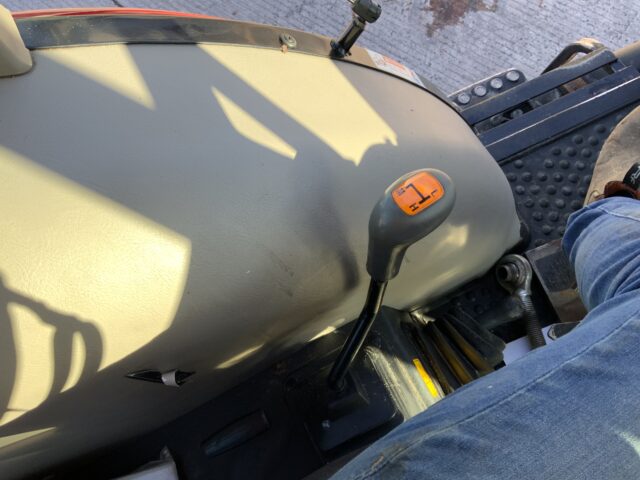 Tym T433 BackHoe & Loader Tractor (ST25115)