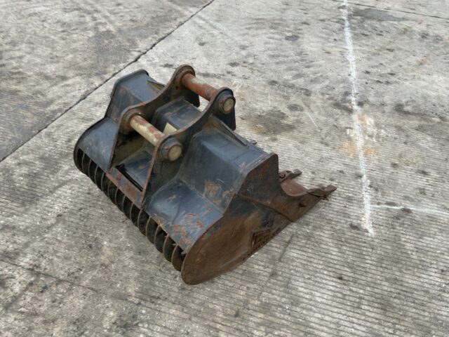 RHINOX 3ft Riddle Bucket