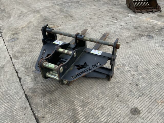 RHINOX PLX 8T-1200FLT-1.25T Pallet Forks