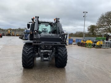 Valtra T174 Active Unlimited Tractor (ST25060)