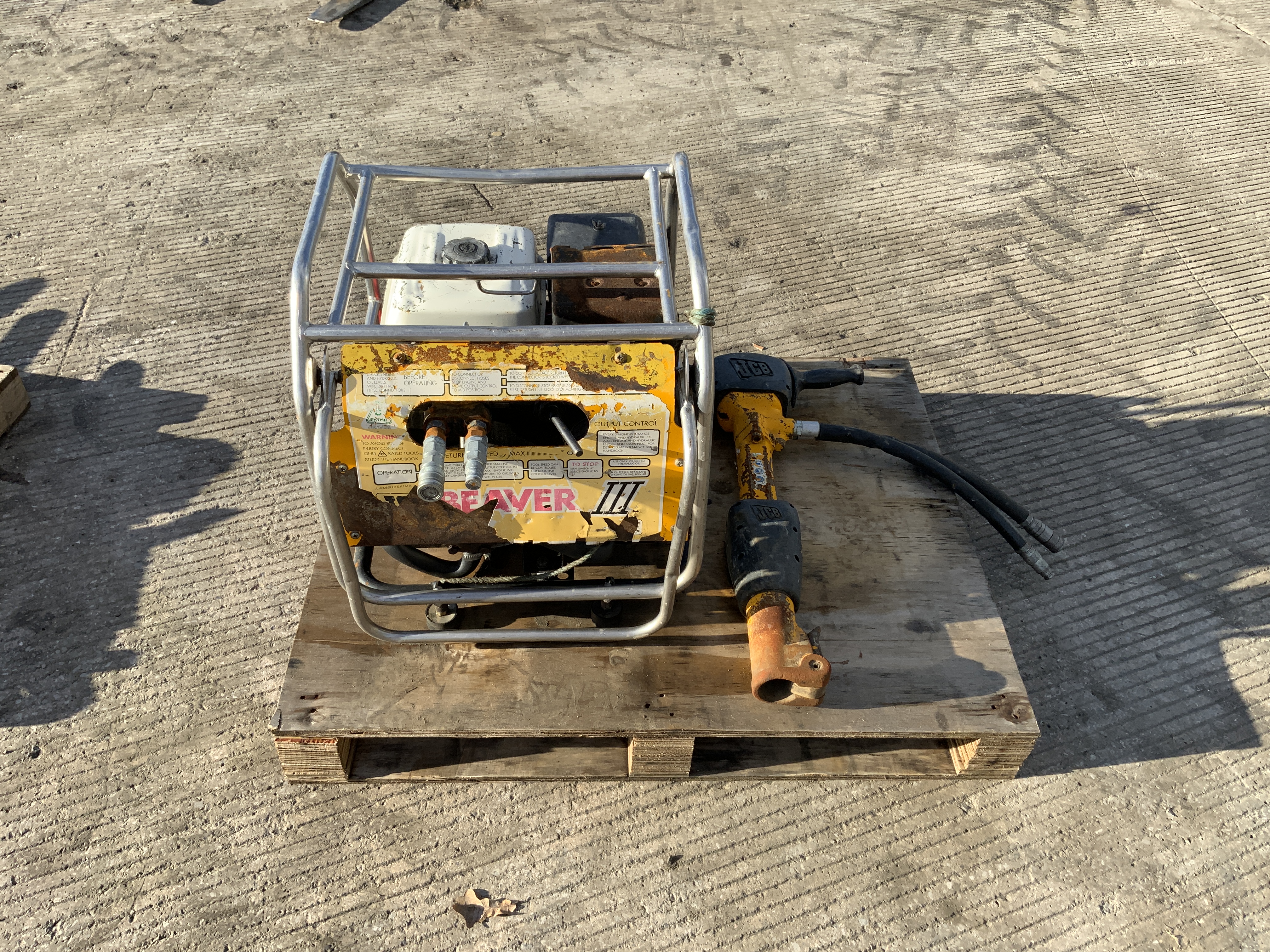 JCB Beaver Breaker Pack