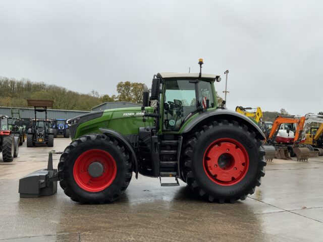 Fendt 1050 Profi+ Tractor (ST25206)