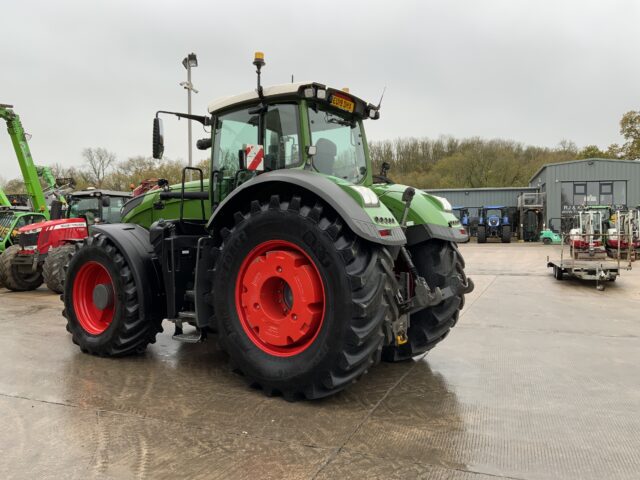 Fendt 1050 Profi+ Tractor (ST25206)