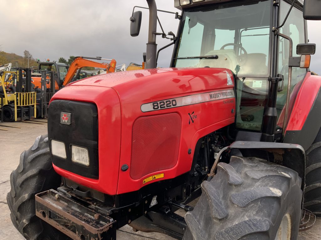 Massey Ferguson 8220 Xtra Power Control Tractor (ST24304)