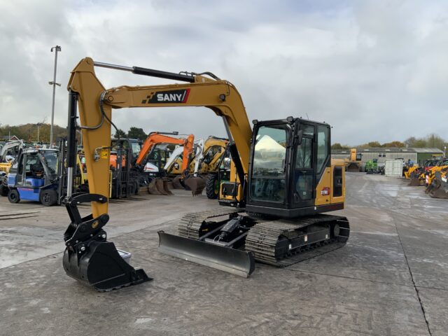 Sany SY70C Digger (ST25095)