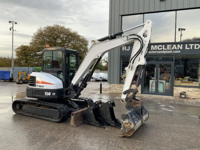 Bobcat E50 Digger (ST24797)