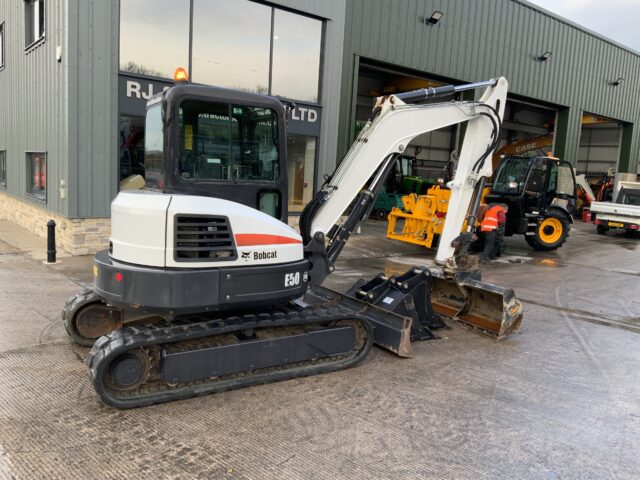 Bobcat E50 Digger (ST24797)