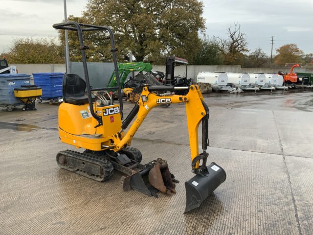 JCB 8008 Micro Digger (ST24193)