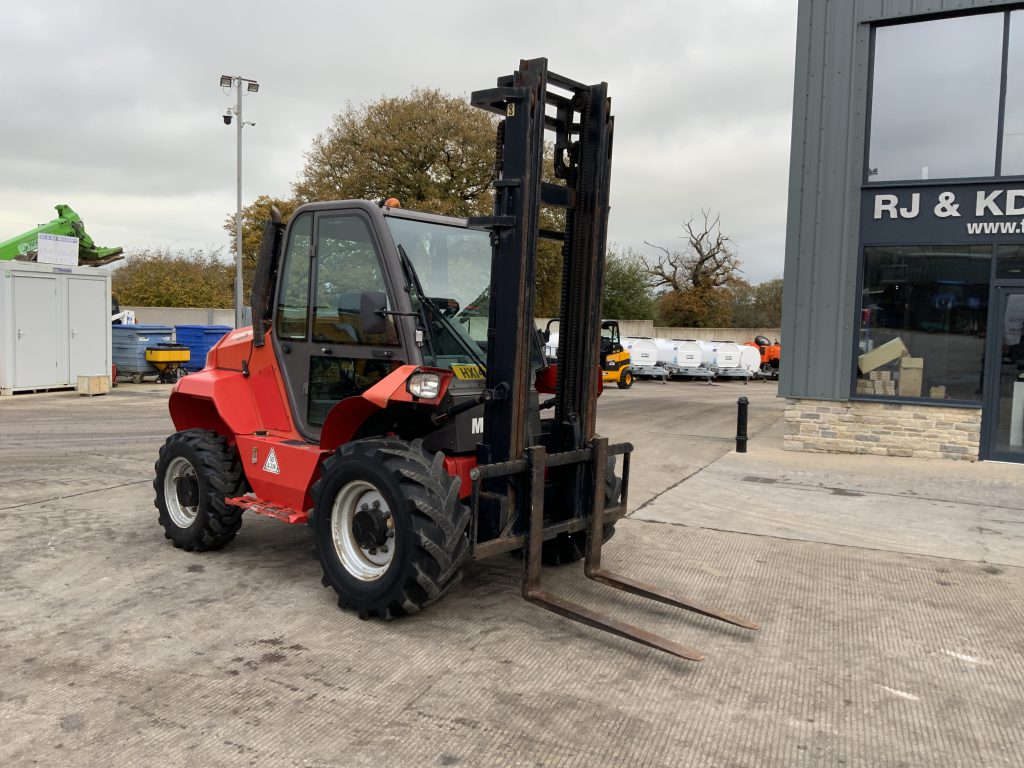 Manitou M30-4 Rough Terrain Fork Lift (ST24958)