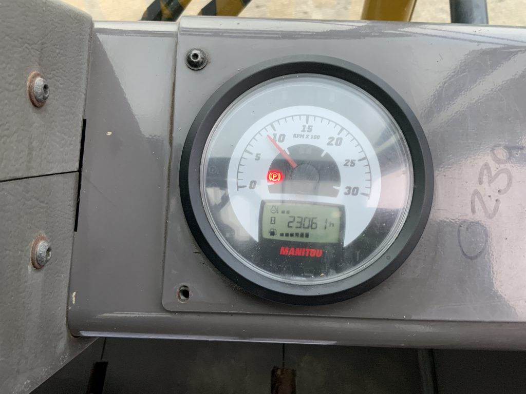 Manitou M30-4 Rough Terrain Fork Lift (ST24958)