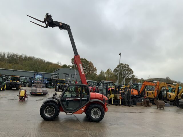 Manitou MLT 627 Turbo Compact Telehandler (ST24744)