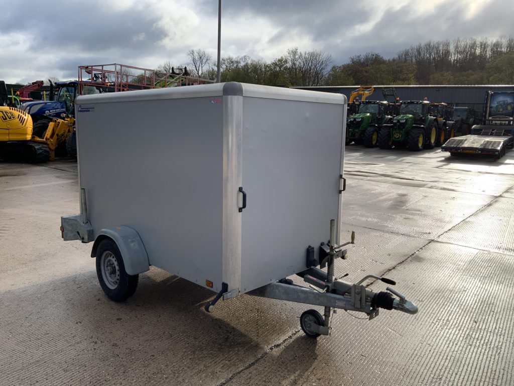 Indespension Single Axle Box Trailer (ST25333)
