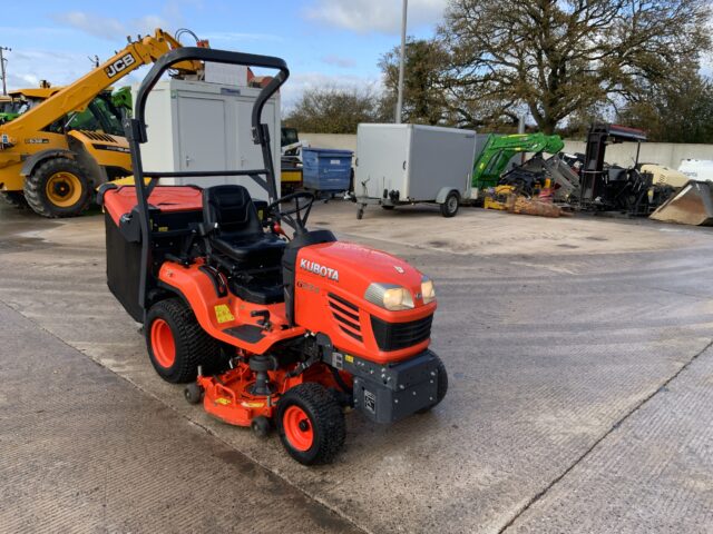 Kubota G23-II Mower (ST25183)