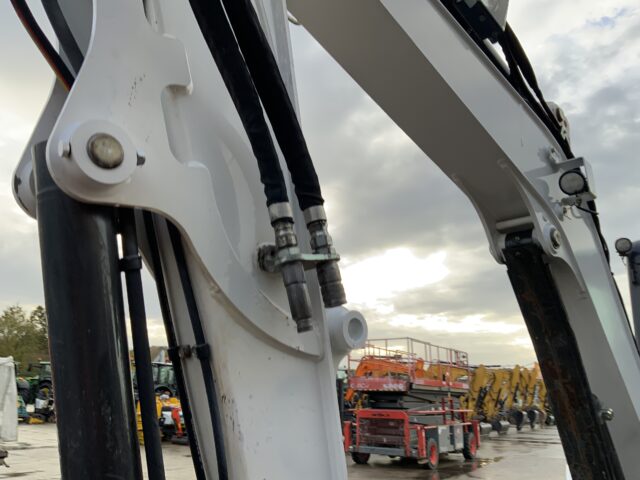 Bobcat E50 Digger (ST24797)