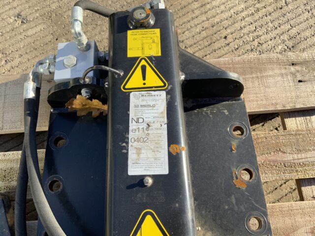 Bennet Pick up Hitch to Suite Merlo