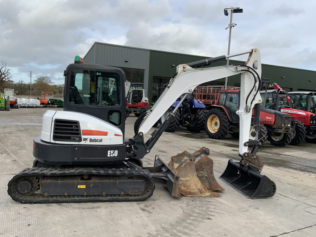 Bobcat E50 Digger (ST25097)