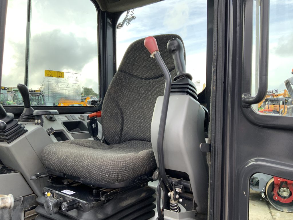 Bobcat E50 Digger (ST25097)