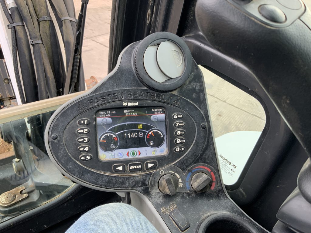 Bobcat E50 Digger (ST25097)