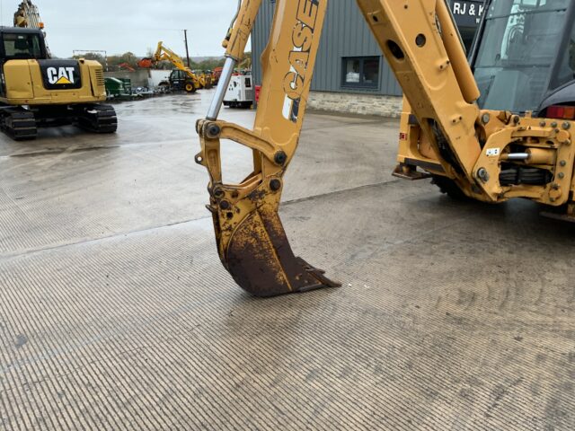 Case 580 Super Le Wheeled Digger (ST24787)