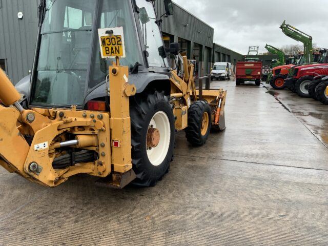 Case 580 Super Le Wheeled Digger (ST24787)