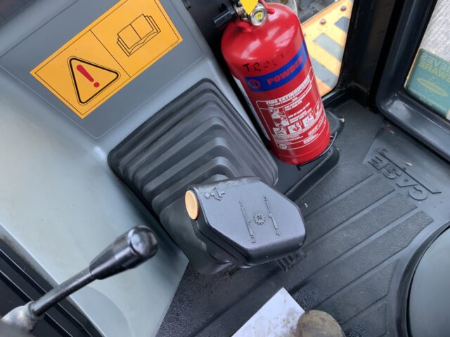 Case 580 Super Le Wheeled Digger (ST24787)