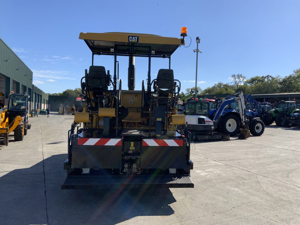 Caterpillar AP 600D Asphalt Paver Finisher (ST24422)