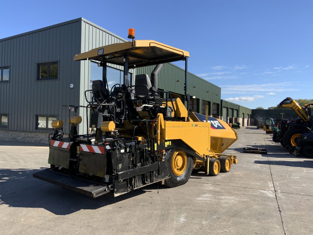 Caterpillar AP 600D Asphalt Paver Finisher (ST24422)