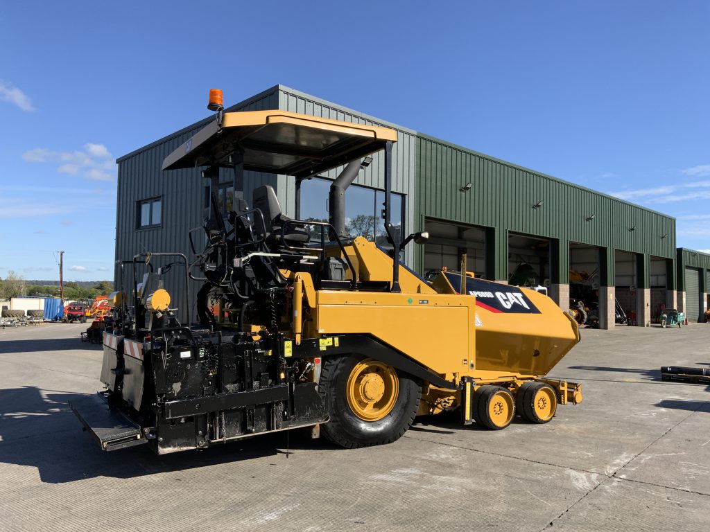 Caterpillar AP 600D Asphalt Paver Finisher (ST24422)