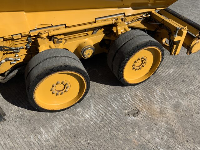 Caterpillar AP 600D Asphalt Paver Finisher (ST24422)