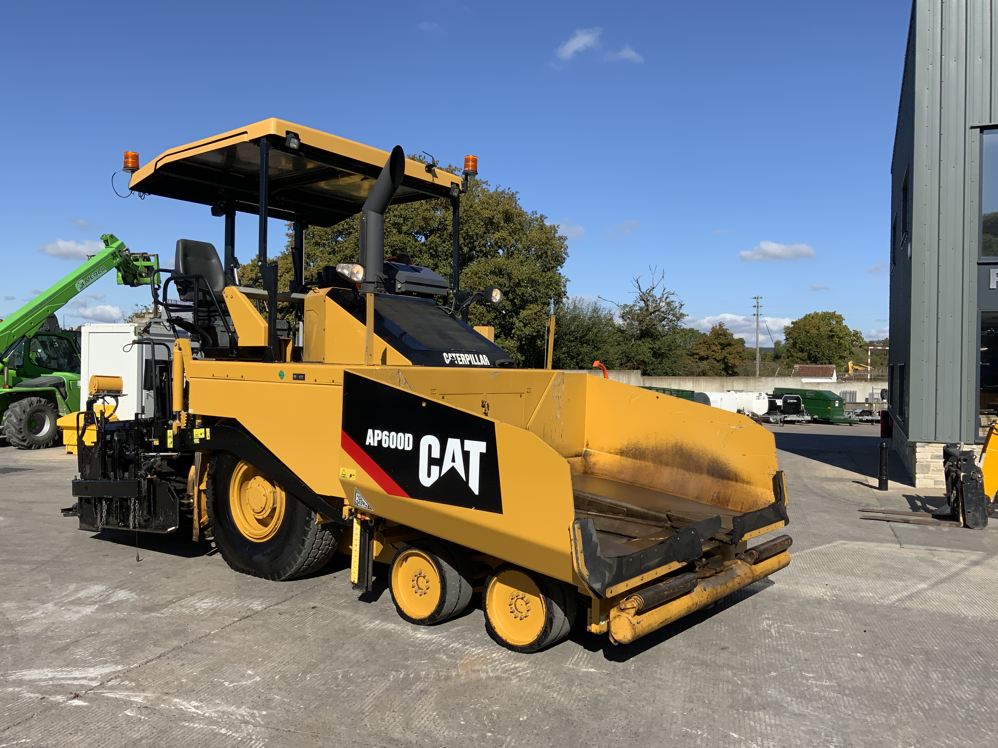Caterpillar AP 600D Asphalt Paver Finisher (ST24422)