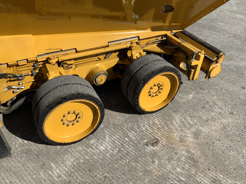 Caterpillar AP 600D Asphalt Paver Finisher (ST24422)