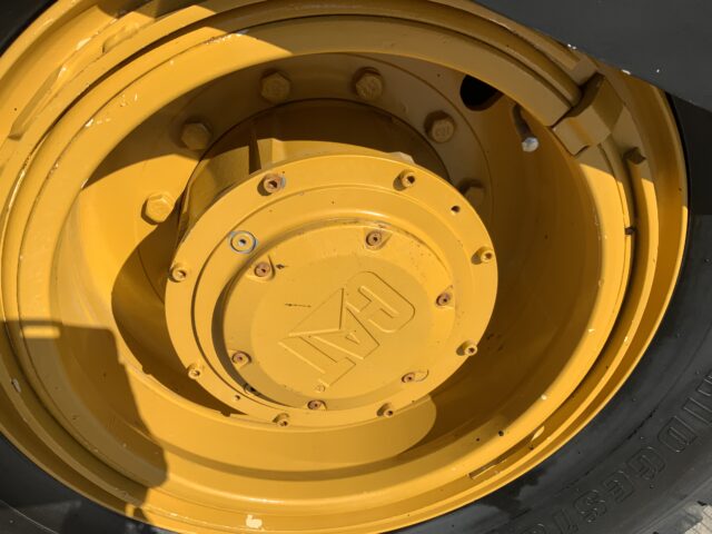 Caterpillar AP 600D Asphalt Paver Finisher (ST24422)