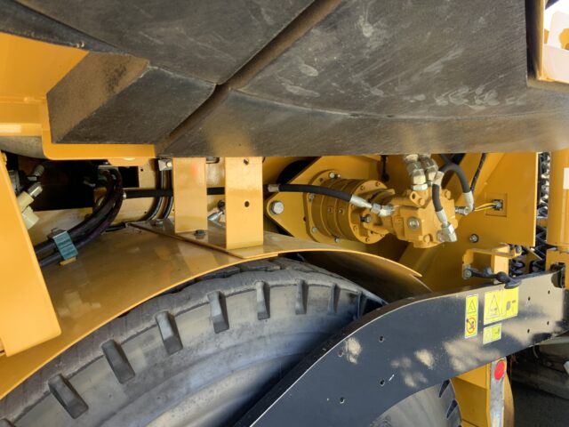 Caterpillar AP 600D Asphalt Paver Finisher (ST24422)