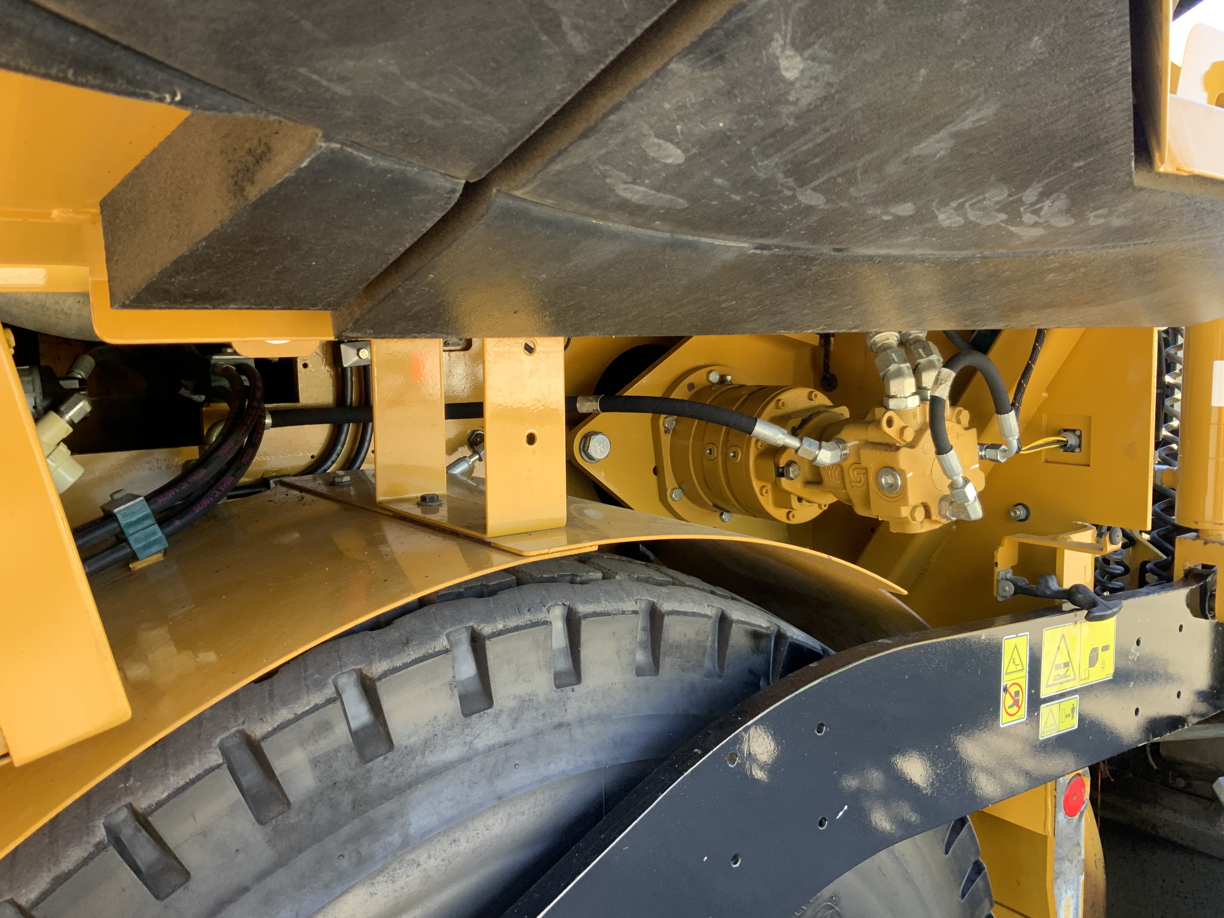 Caterpillar AP 600D Asphalt Paver Finisher (ST24422)