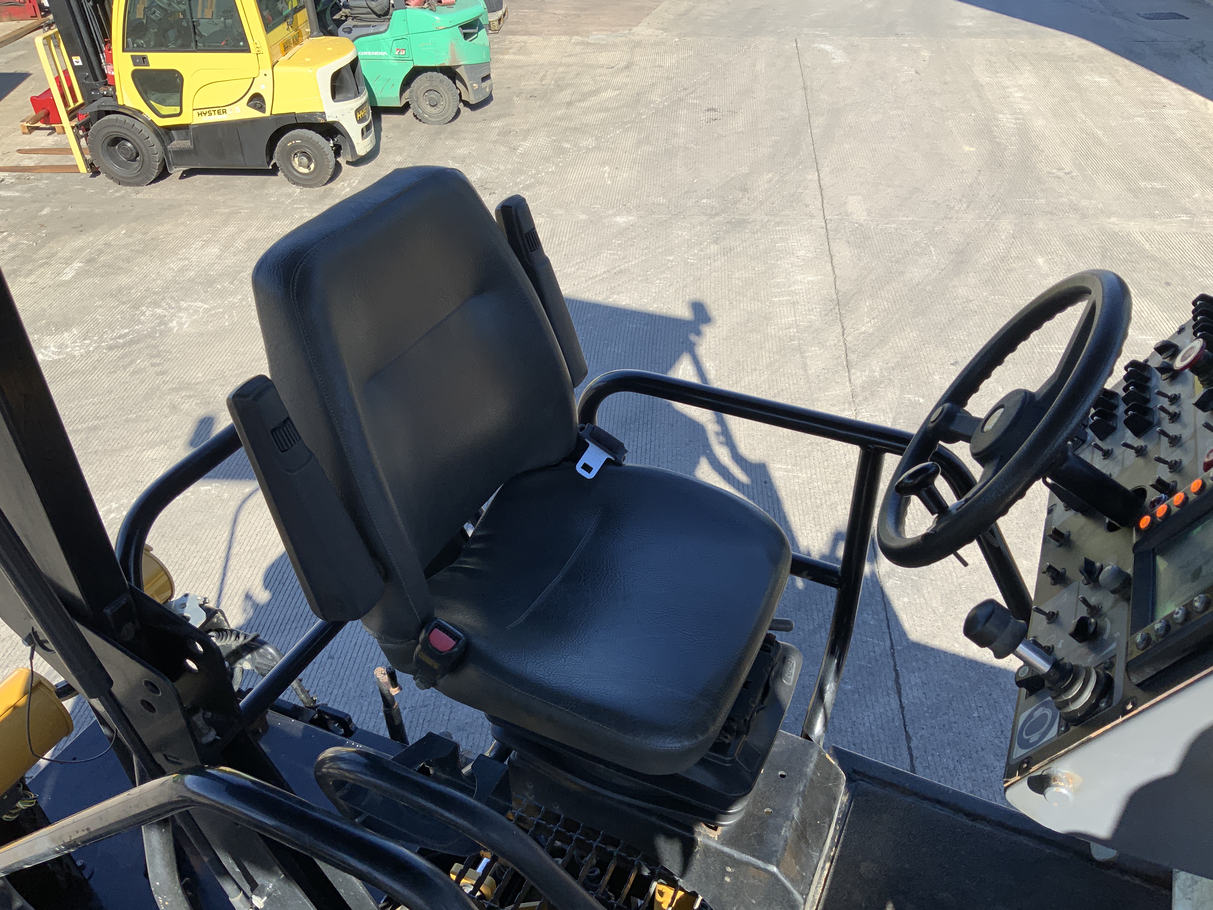 Caterpillar AP 600D Asphalt Paver Finisher (ST24422)