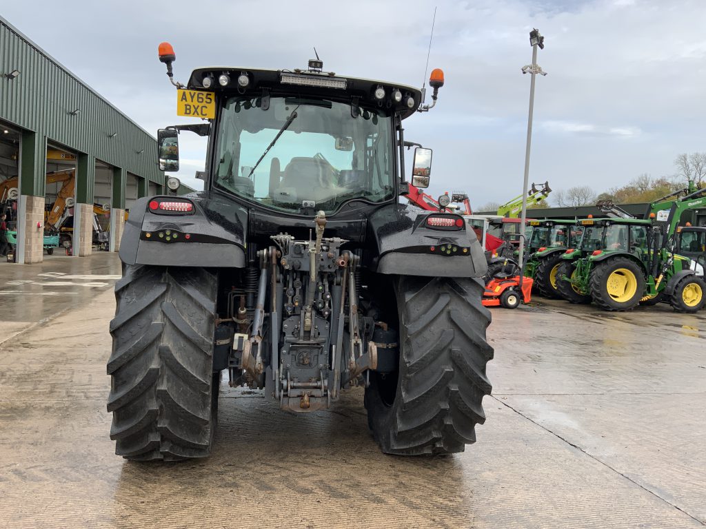 Claas Arion 650 Tractor (ST24962)