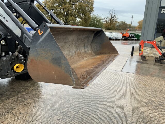 Claas Arion 650 Tractor (ST24962)