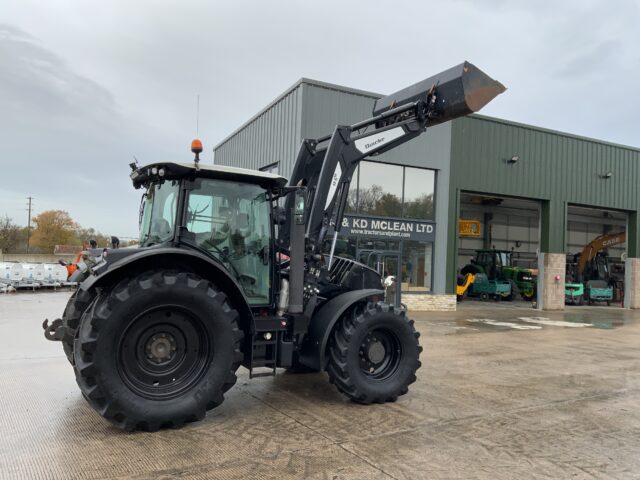 Claas Arion 650 Tractor (ST24962)