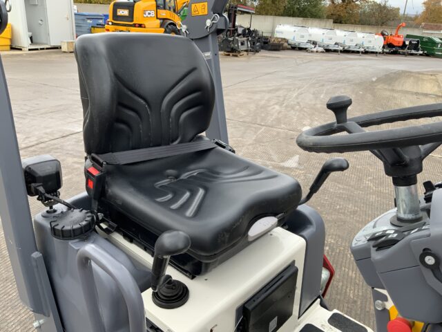 DYNAPAC CC1000 Roller (ST25091)